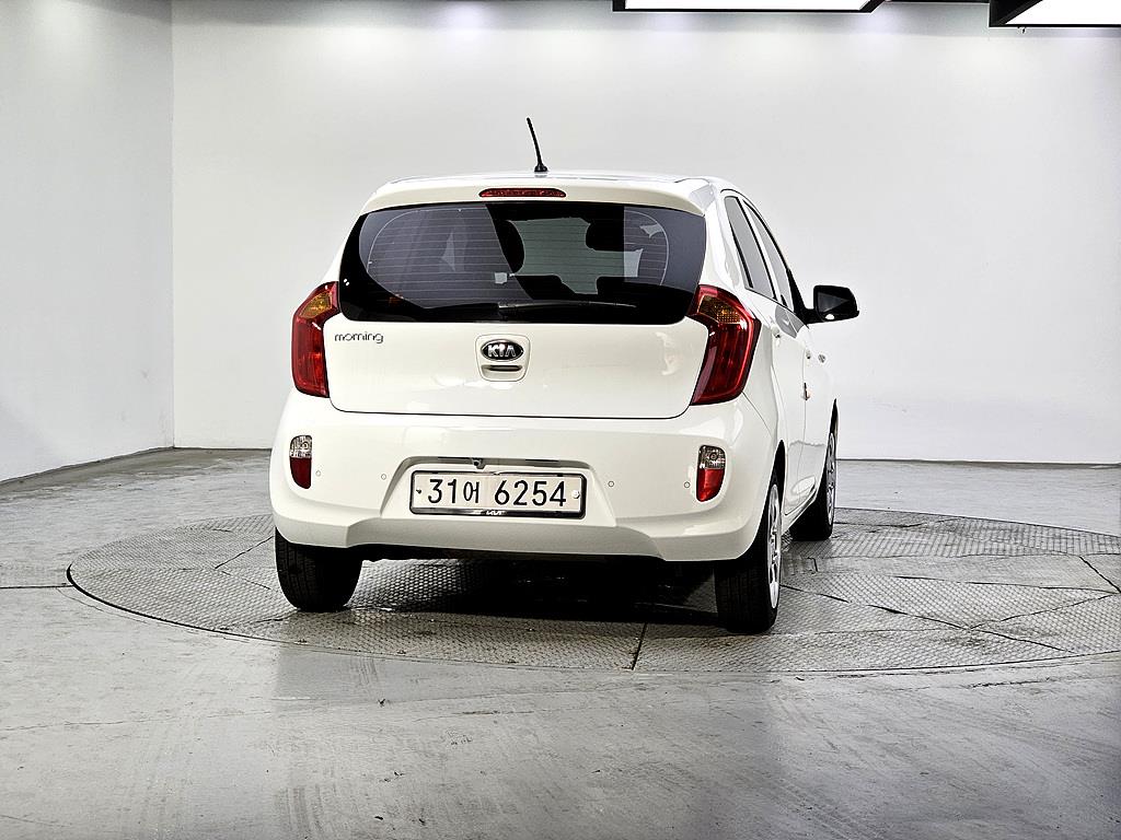 KIA Morning - Vista 3