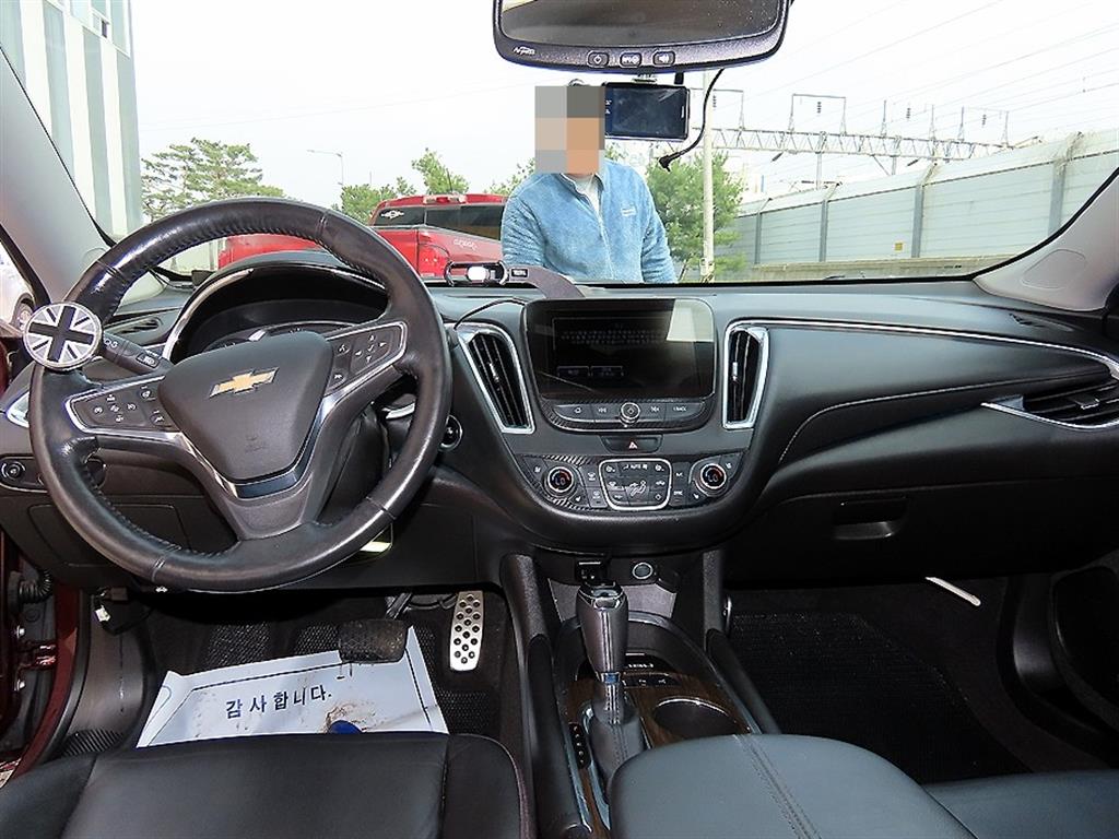 Chevrolet Malibu - Vista 7