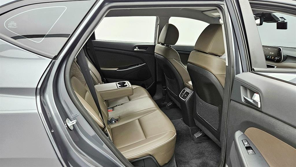 HYUNDAI Tucson - Vista 9