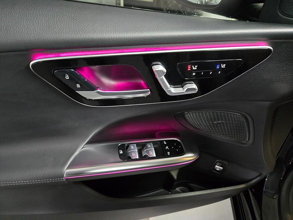 Mercedes Benz C Class - Vista 12