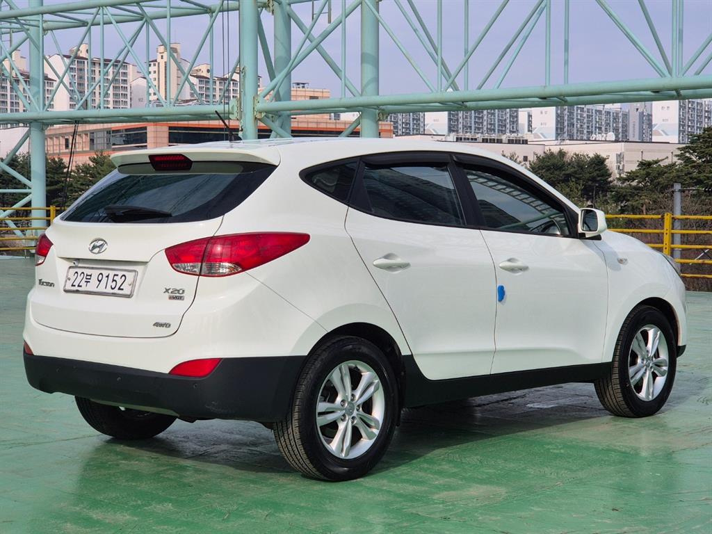 HYUNDAI Tucson - Vista 4