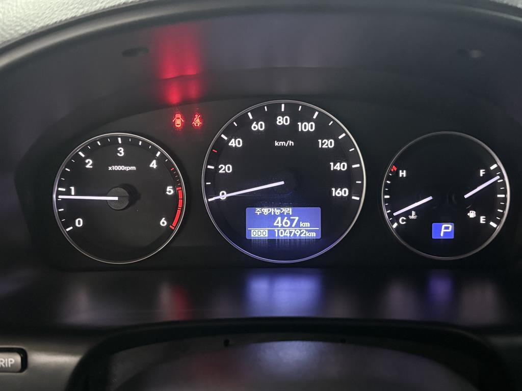 HYUNDAI Starex - Vista 11