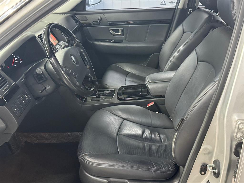 KIA Opirus - Vista 5