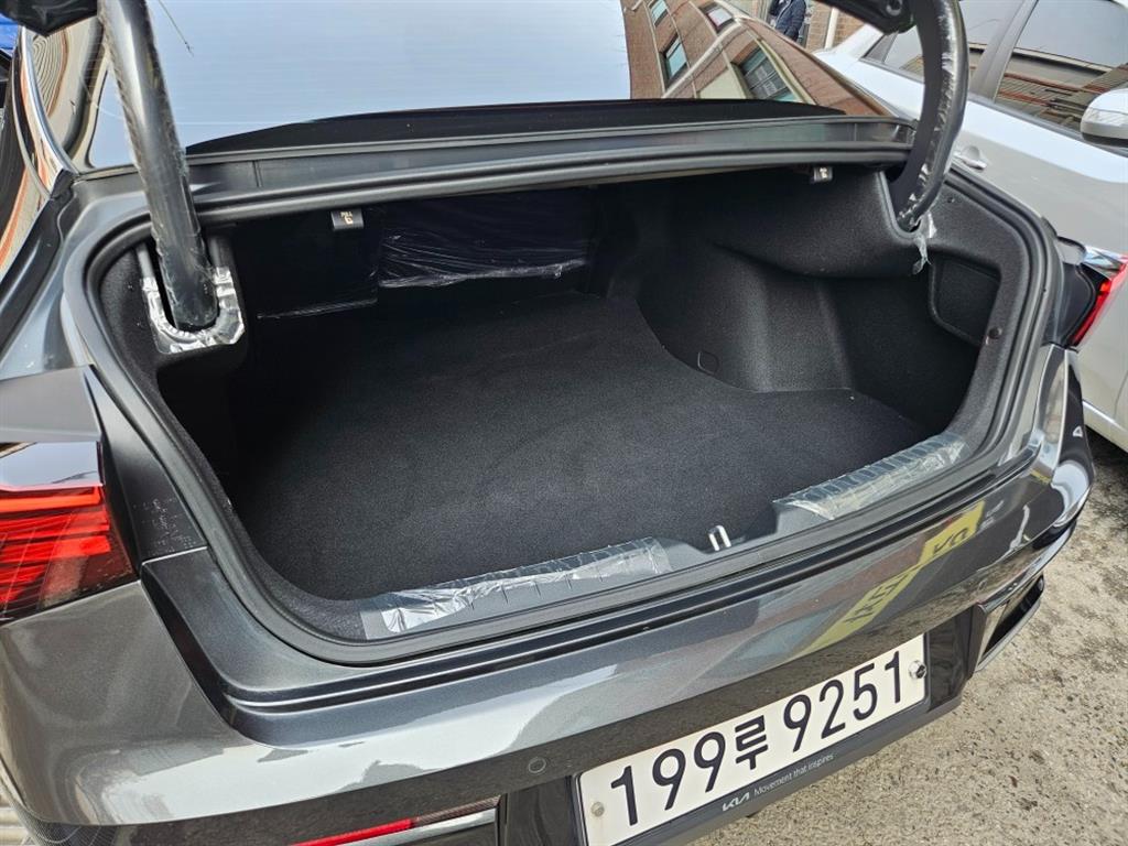 KIA K5 2024 Gris - Importación desde Corea - HF Imports Iquique - Foto 17