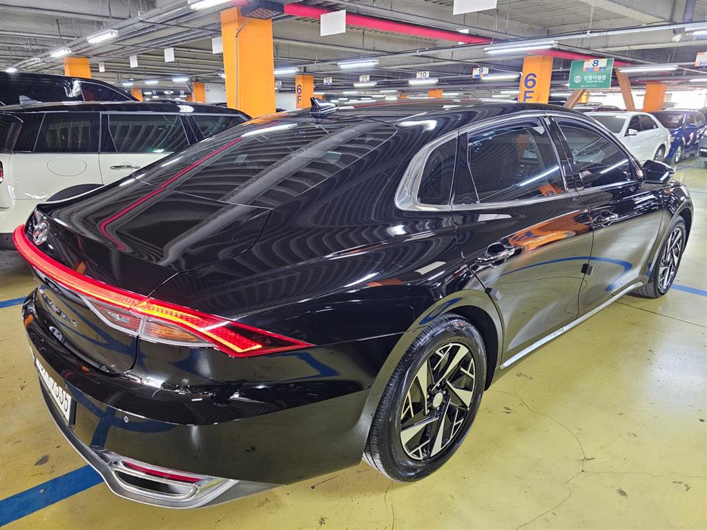 HYUNDAI Grandeur - Vista 4