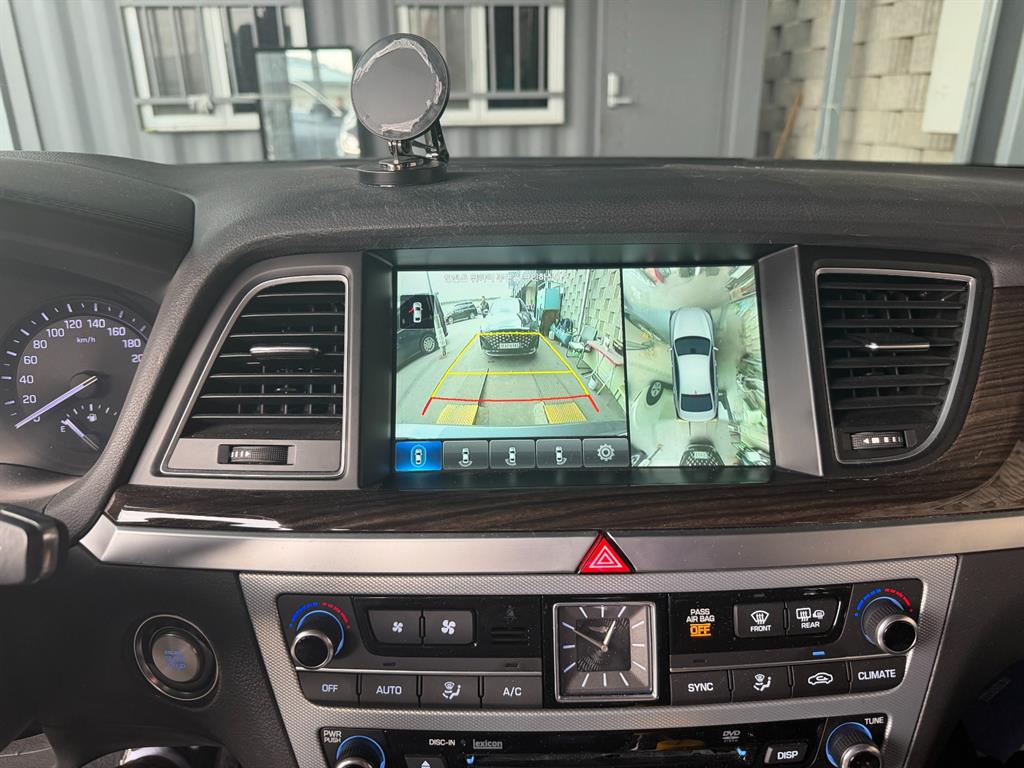 Genesis G80 - Vista 9