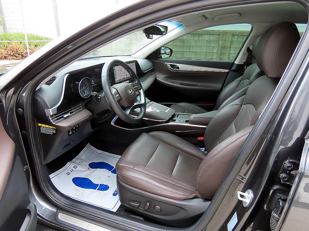 HYUNDAI Grandeur - Vista 5