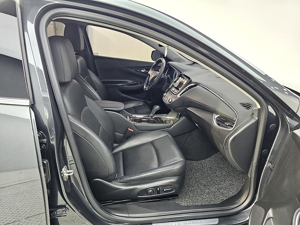 Chevrolet Malibu - Vista 11