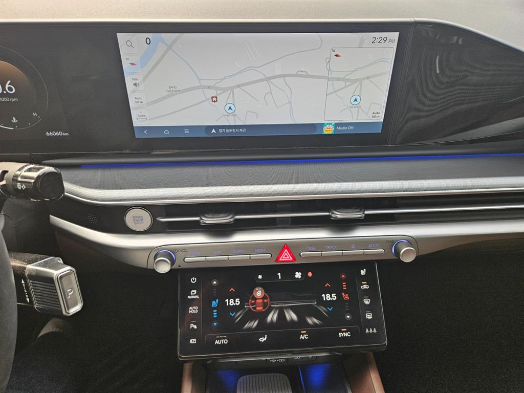 HYUNDAI Grandeur - Vista 8