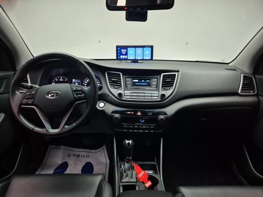 HYUNDAI Tucson - Vista 6