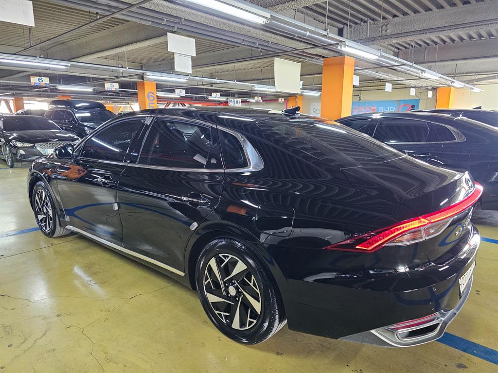 HYUNDAI Grandeur - Vista 6