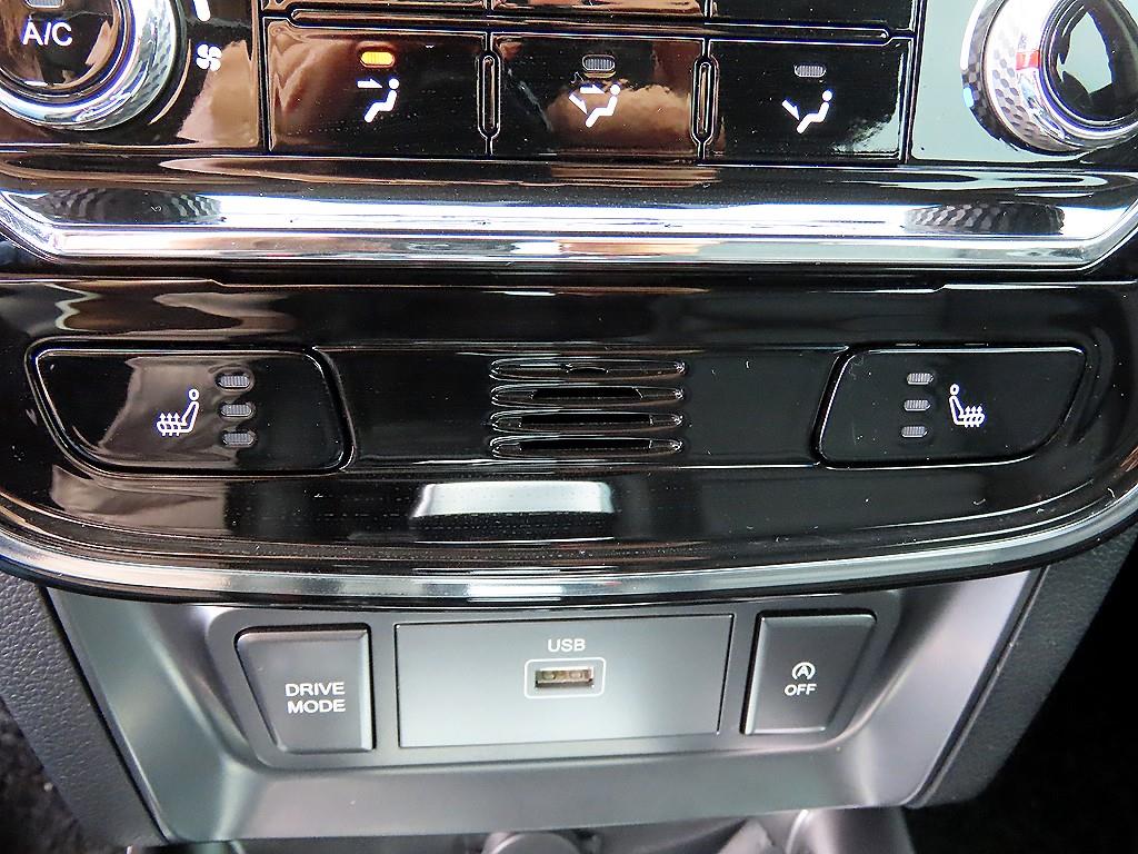 Ssangyong Tivoli 2022 Gris - Importación desde Corea - HF Imports Iquique - Foto 13