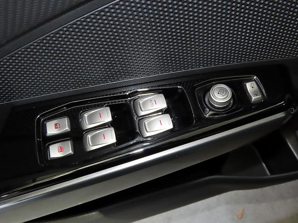 Ssangyong Tivoli 2018 Blanco - Importación desde Corea - HF Imports Iquique - Foto 13