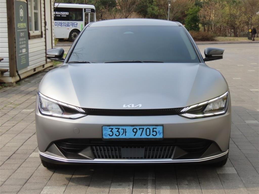 KIA EV6 2022 Gris - Importación desde Corea - HF Imports Iquique - Foto 1