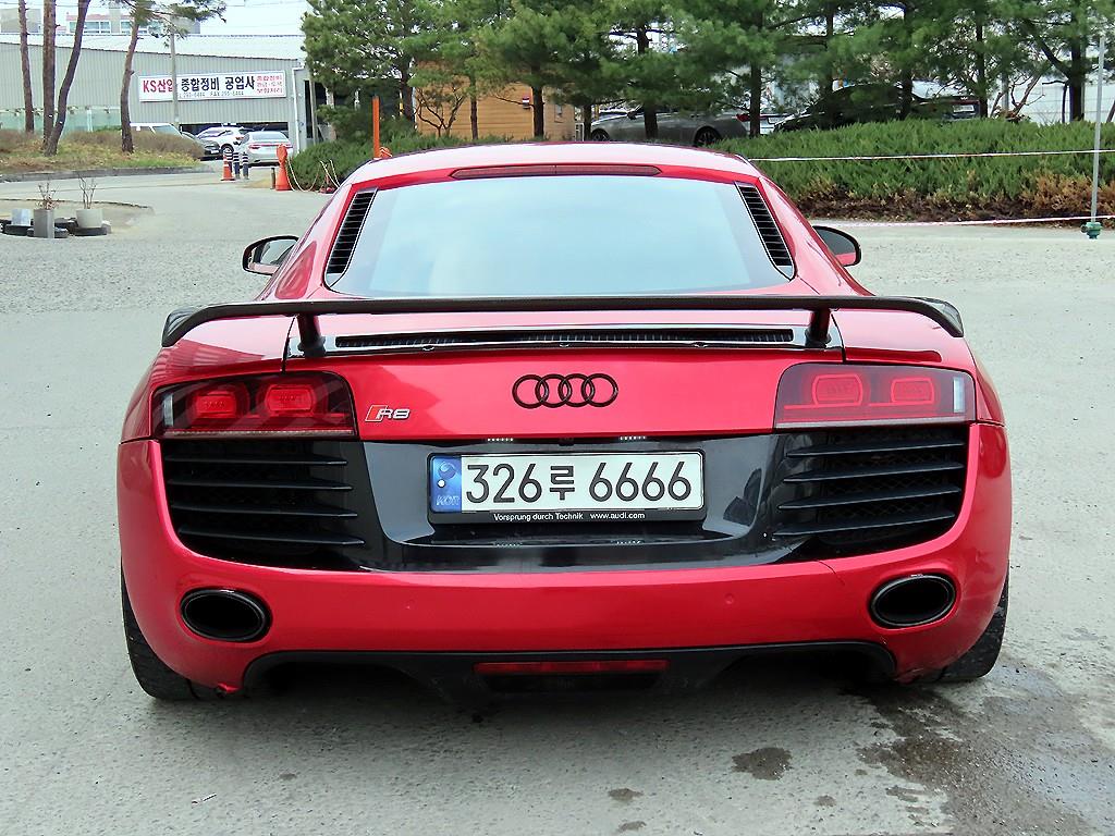 Audi R8 - Vista 4