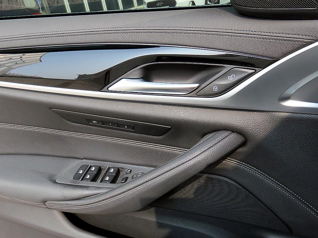 BMW 5 Series - Vista 12