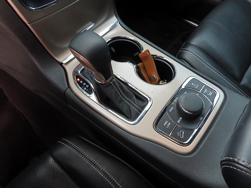 Jeep Cherokee - Vista 10