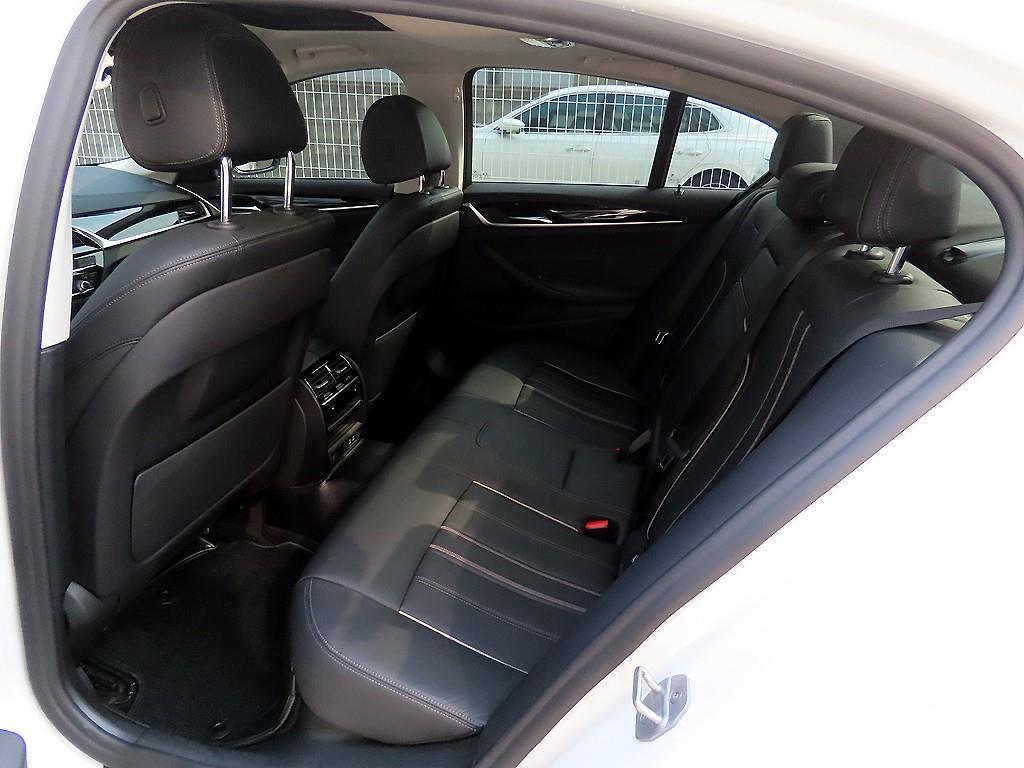 BMW 5 Series - Vista 6