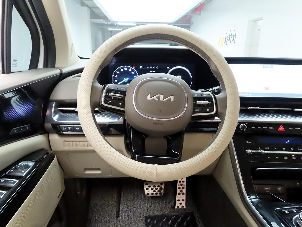 KIA Carnival - Vista 7