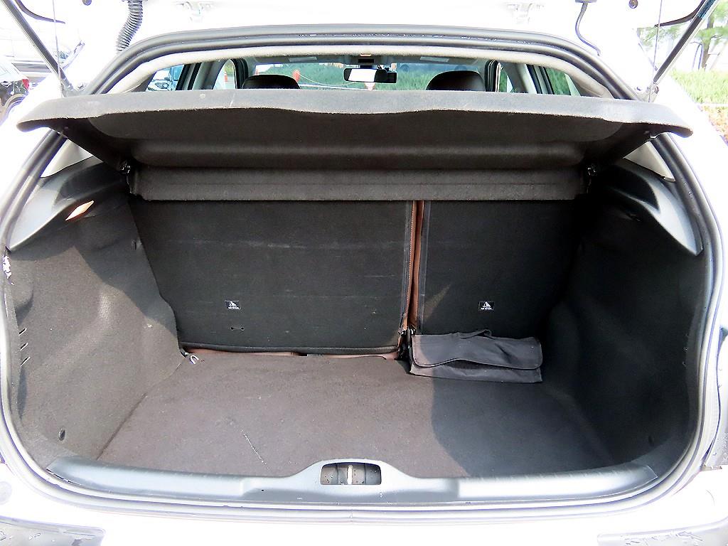 Citroen C4 2018 Blanco - Importación desde Corea - HF Imports Iquique - Foto 16