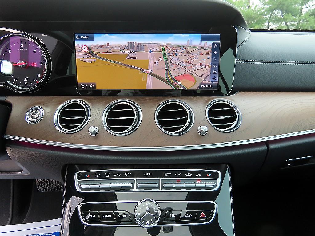 Mercedes Benz E class 2017 Blanco - Importación desde Corea - HF Imports Iquique - Foto 14