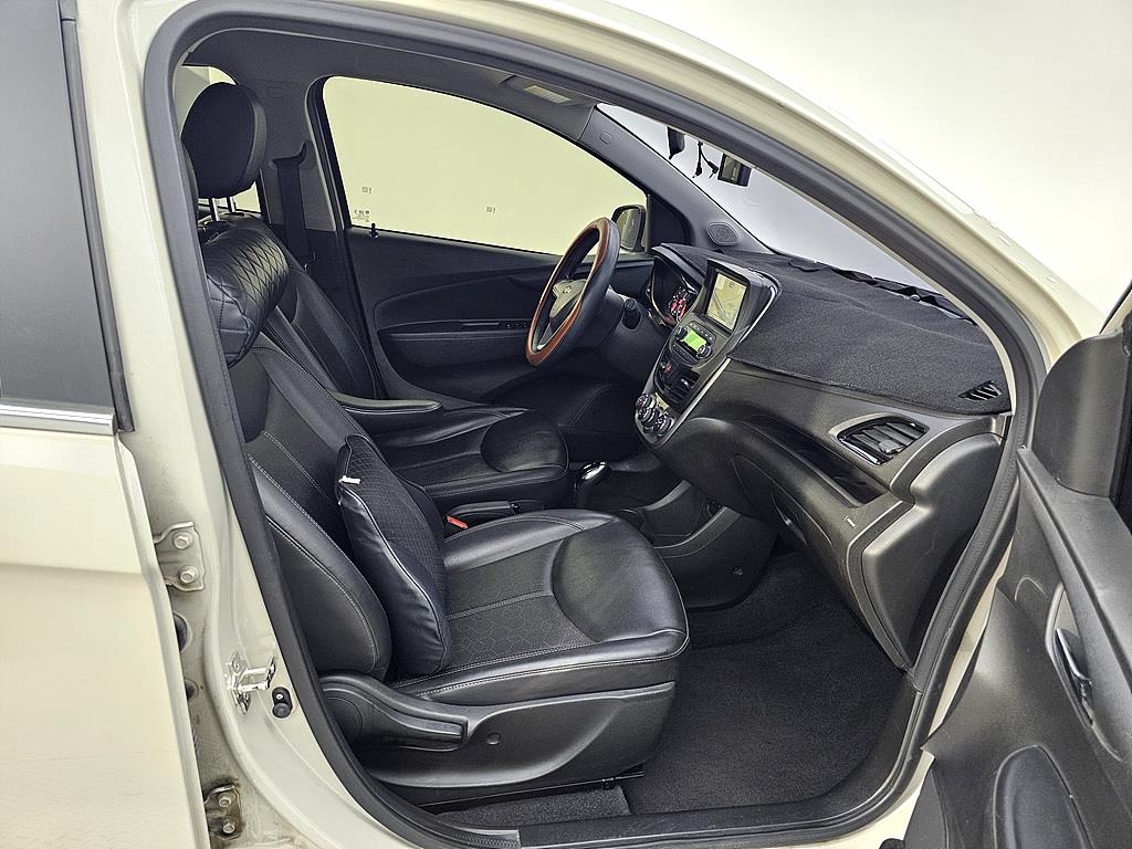 Chevrolet Spark - Vista 11