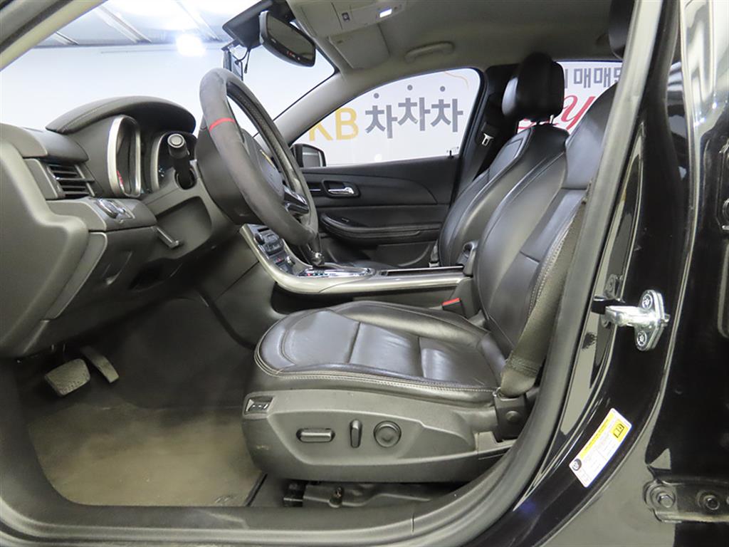 Chevrolet Malibu - Vista 5