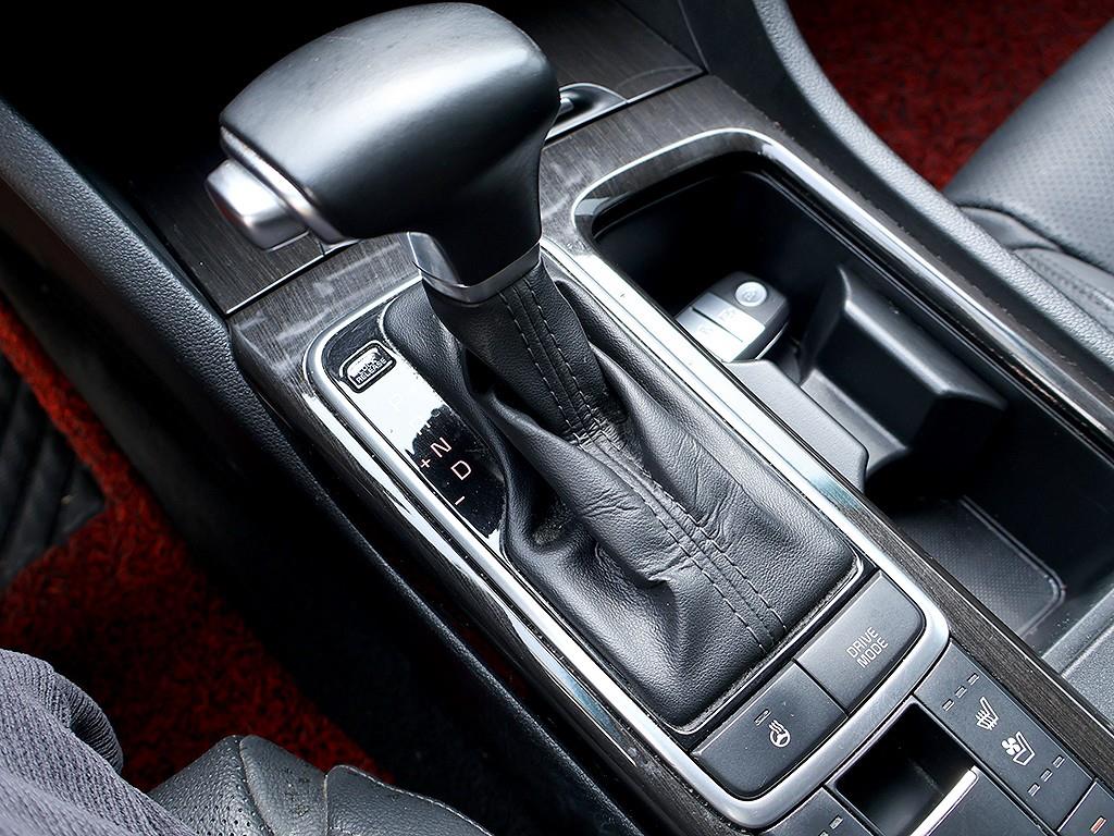 KIA K5 2020 Negro - Importación desde Corea - HF Imports Iquique - Foto 7