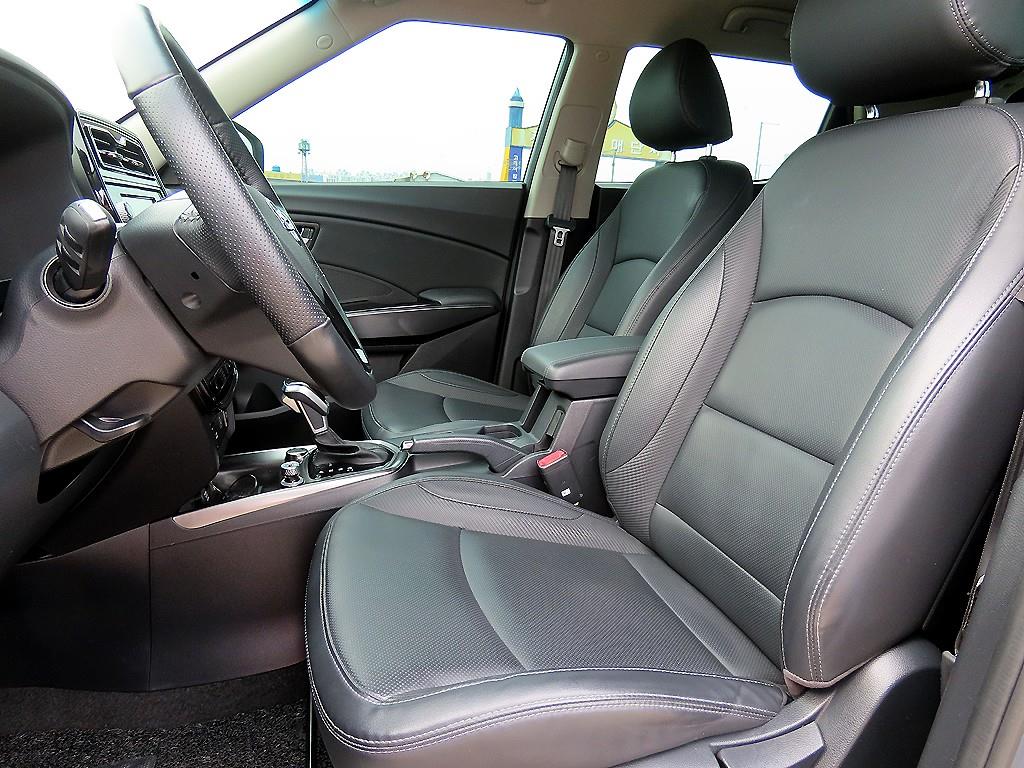 Ssangyong Tivoli - Vista 5