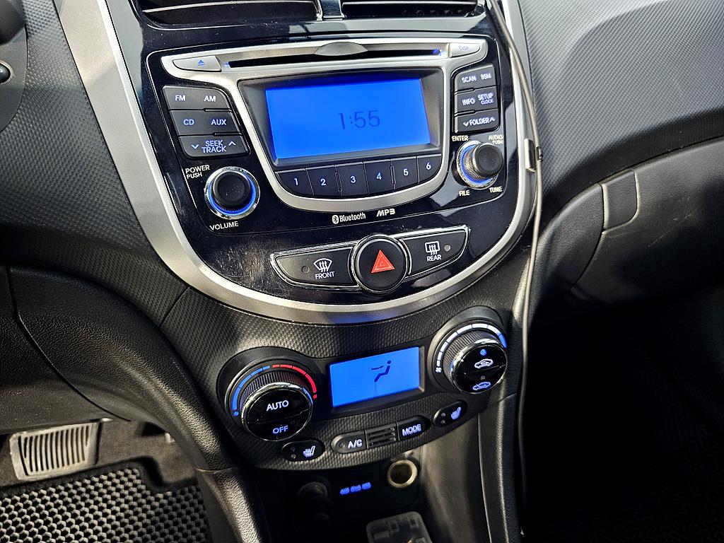 HYUNDAI Accent 2011 Plateado - Importación desde Corea - HF Imports Iquique - Foto 15