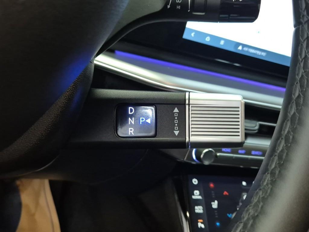 HYUNDAI Grandeur - Vista 8