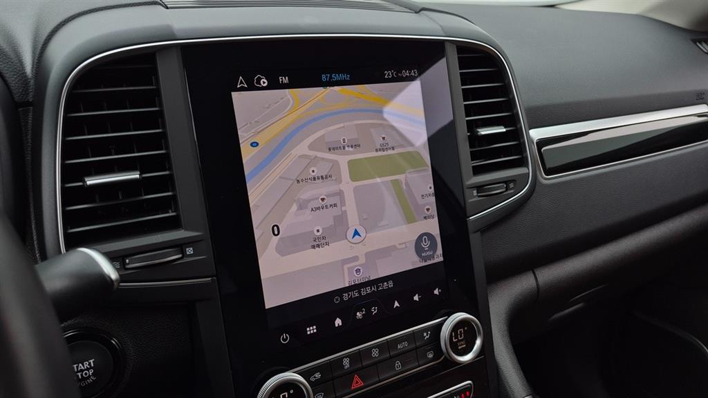 SAMSUNG QM6 - Vista 12