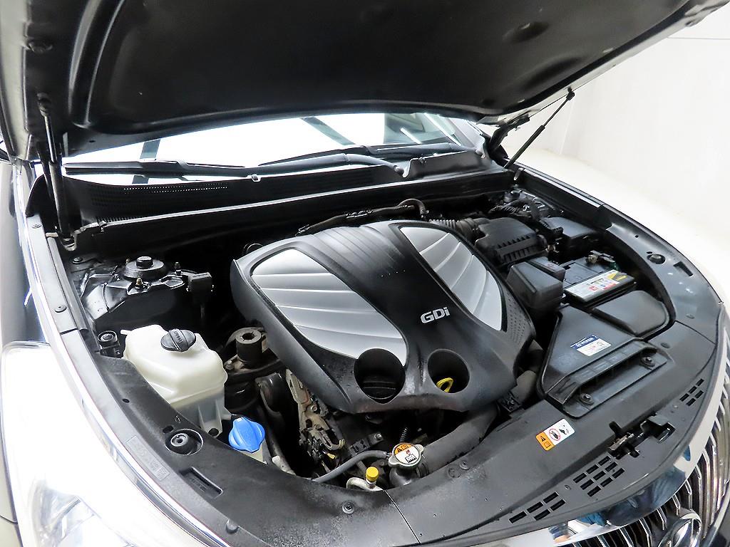 HYUNDAI Grandeur 2013 Negro - Importación desde Corea - HF Imports Iquique - Foto 18