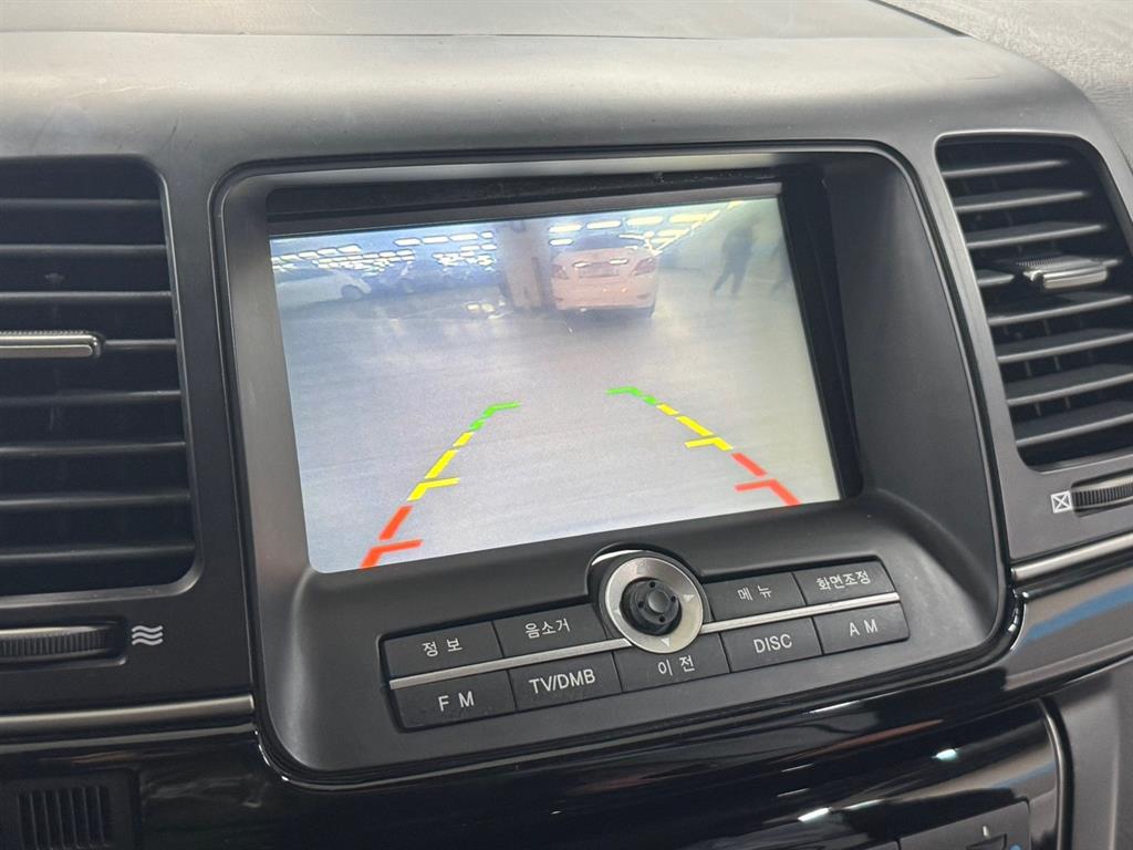 KIA Opirus - Vista 11