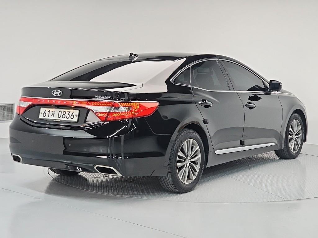 HYUNDAI Grandeur - Vista 6