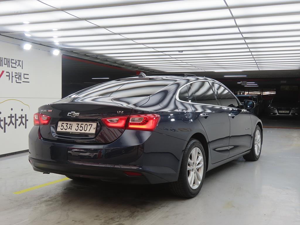 Chevrolet Malibu - Vista 4