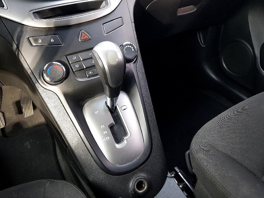 Chevrolet Orlando 2014 Plateado - Importación desde Corea - HF Imports Iquique - Foto 13