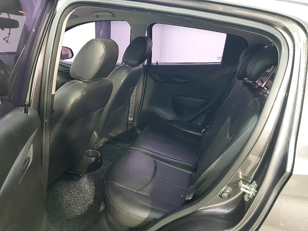 Chevrolet Spark - Vista 8