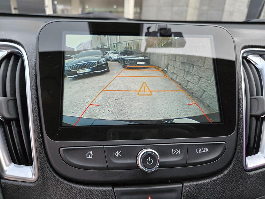 Chevrolet Malibu 2018 Negro - Importación desde Corea - HF Imports Iquique - Foto 16