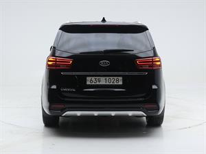 KIA Carnival - Vista 10