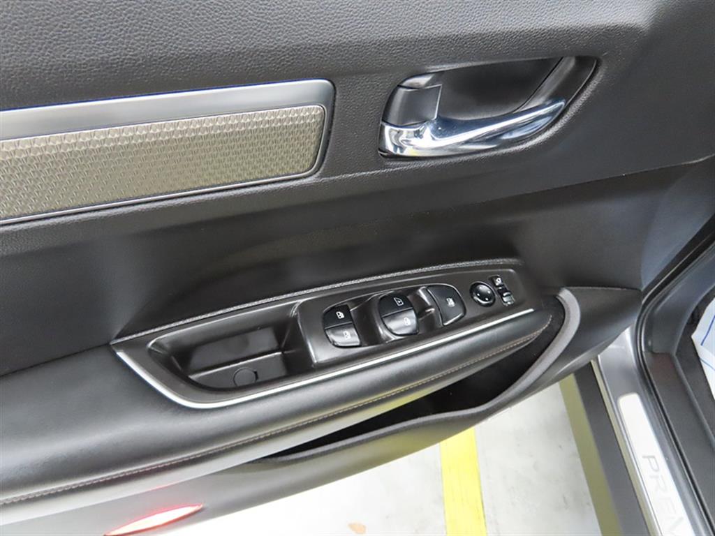 SAMSUNG QM6 - Vista 12