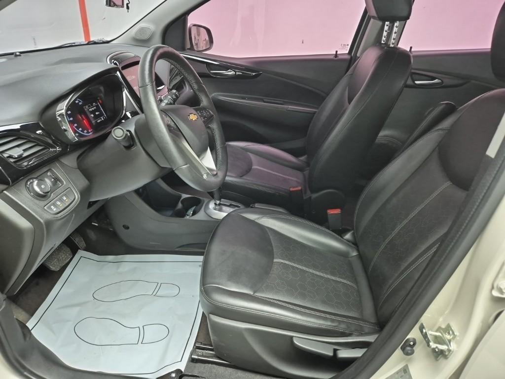 Chevrolet Spark - Vista 11