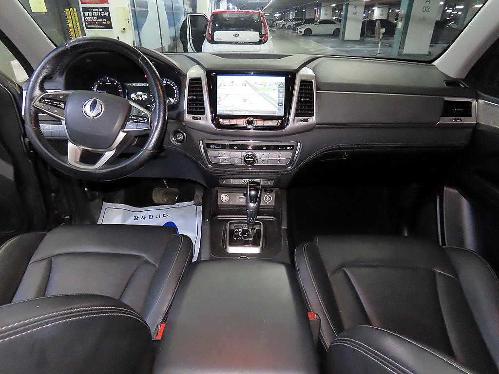 Ssangyong Rexton - Vista 10