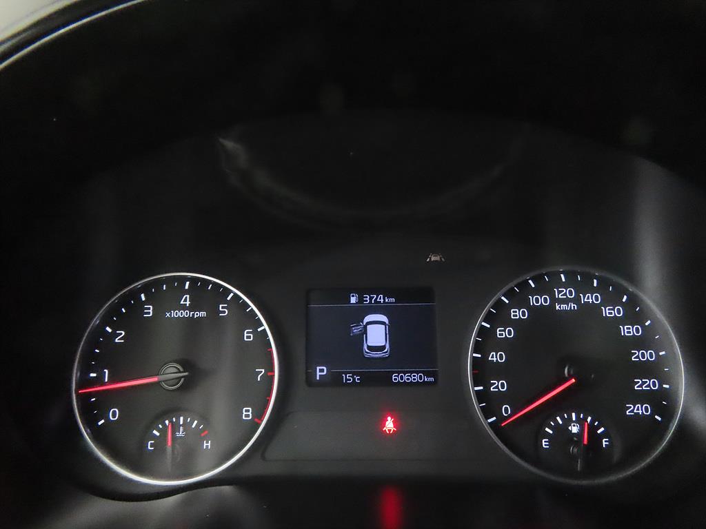 KIA Seltos - Vista 9