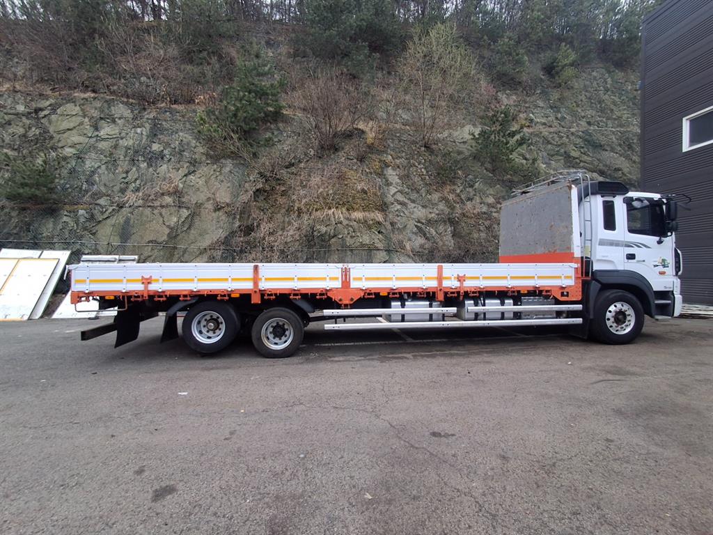 medium and large cargo Cargo - Vista 3