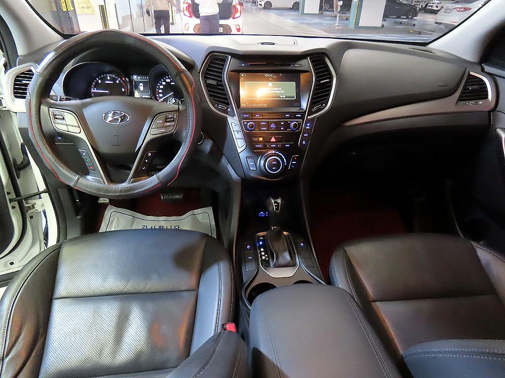 HYUNDAI Maxcruz - Vista 10