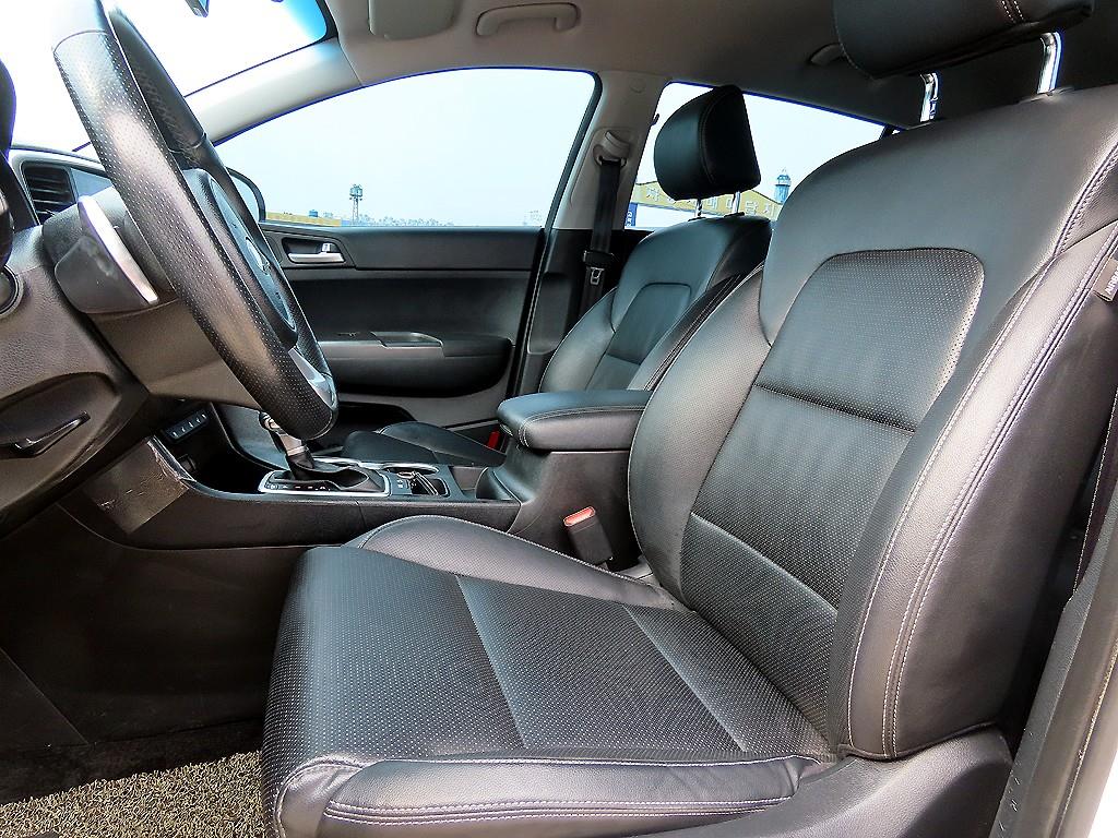 KIA Sportage - Vista 5