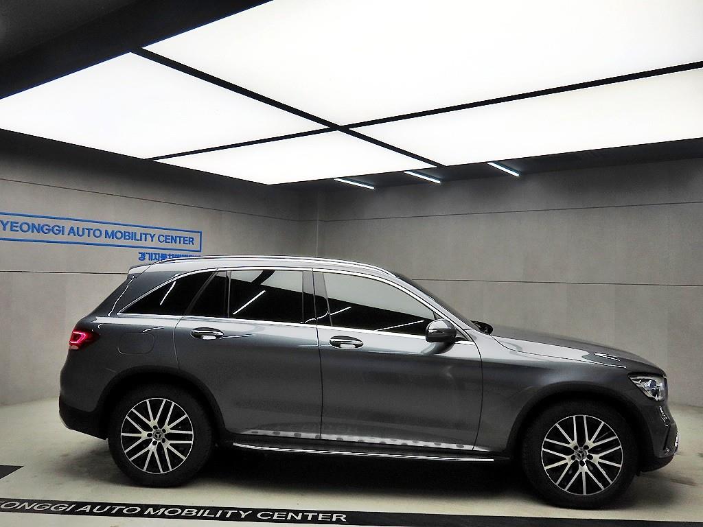 Mercedes Benz GLC Class - Vista 2