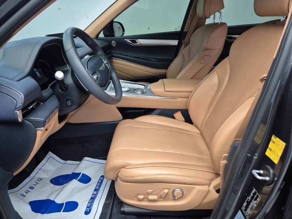 Genesis GV80 - Vista 6