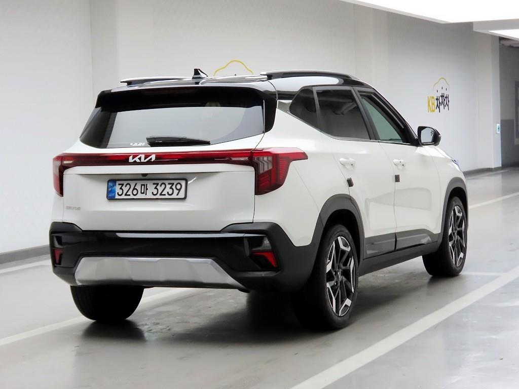 KIA Seltos - Vista 4